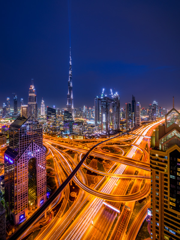 Nummer 2 - Avondfoto met uitzicht op Dubai